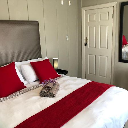 The Lavender Guesthouse クルーンスタッド エクステリア 写真